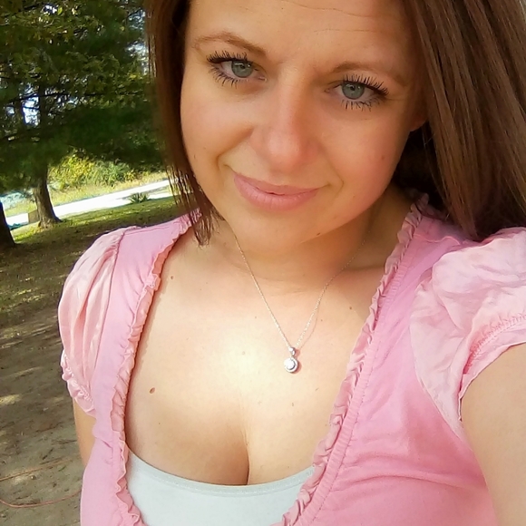 Meet your Posher, Amber ann - Picture 4 of 12